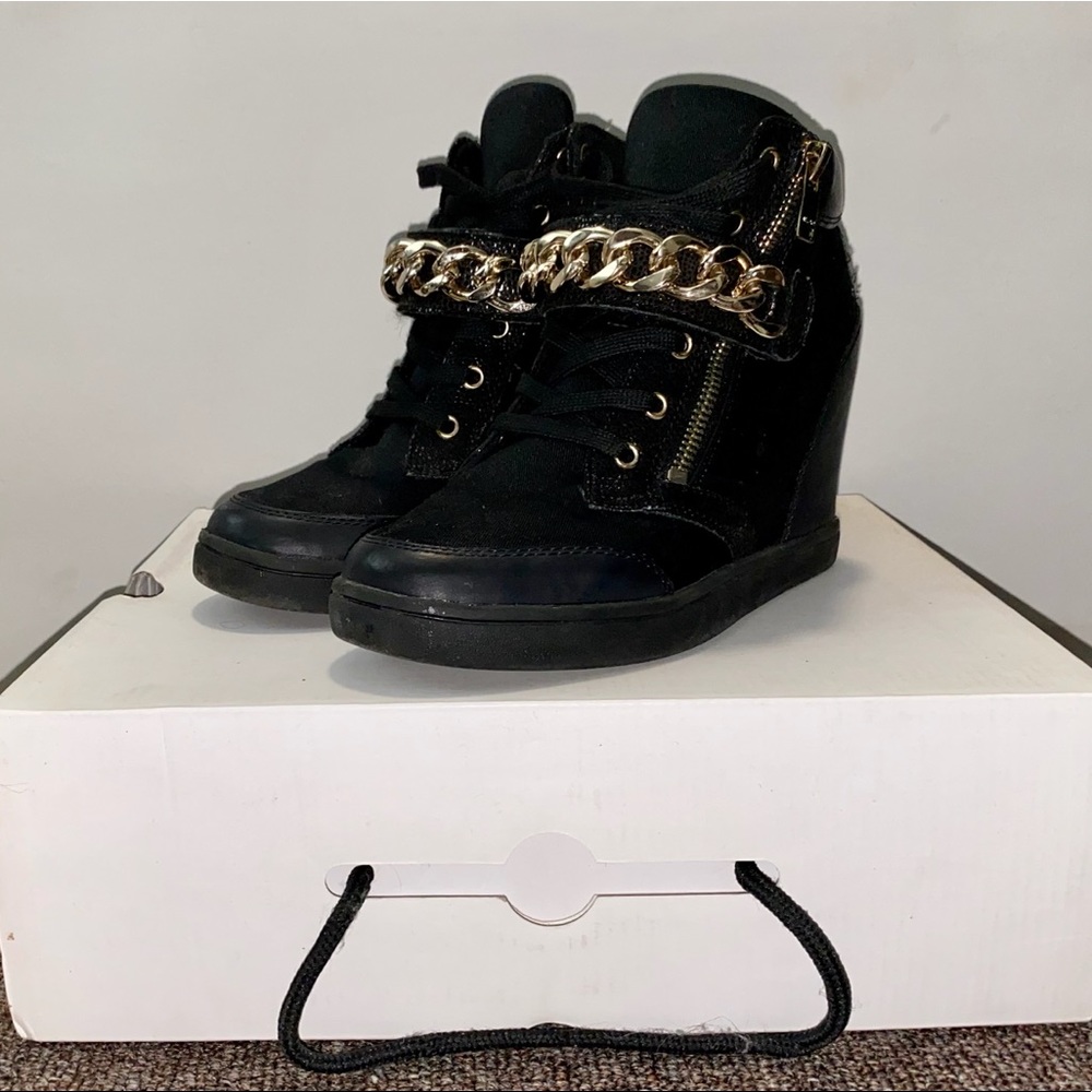 Woman’s Black Sneaker Boots - Aldo - Size 7 US